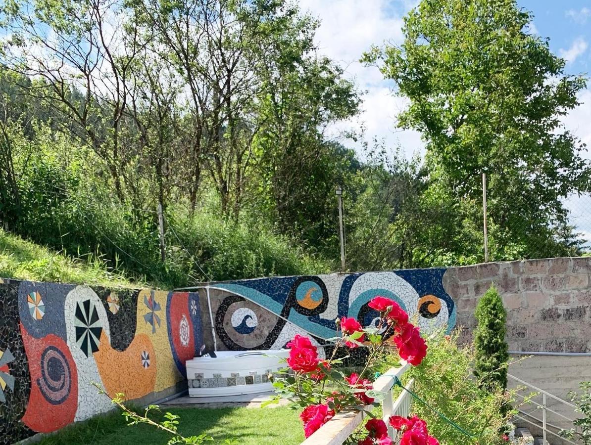 Dilijan Duplexヴィラ エクステリア 写真