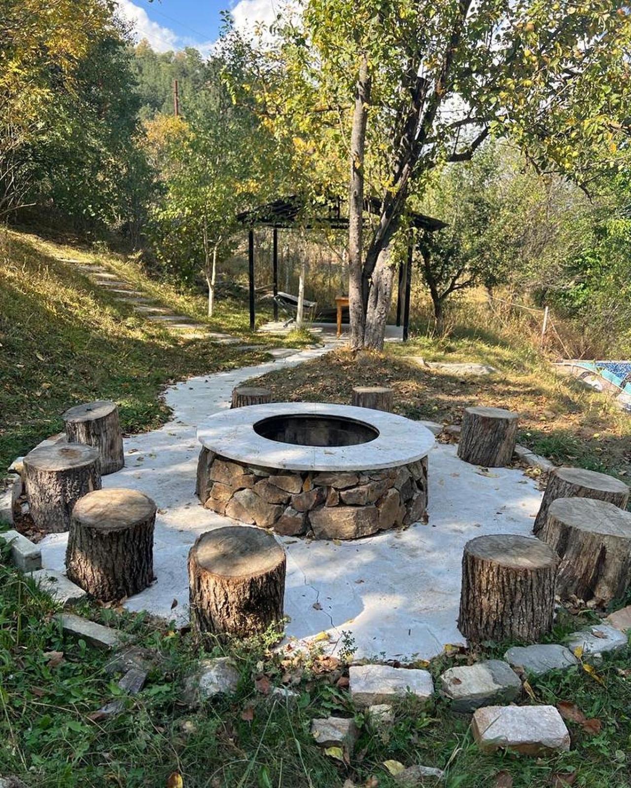 Dilijan Duplexヴィラ エクステリア 写真